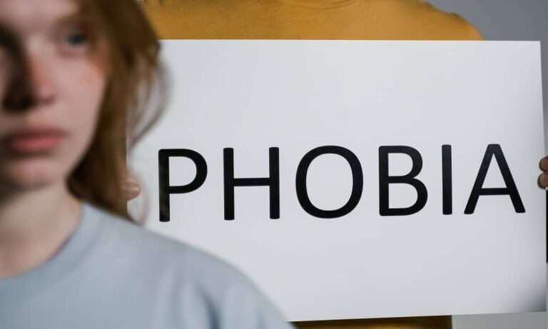 Fear of Memory Loss: Causes and Mental Effects | How to Cope?